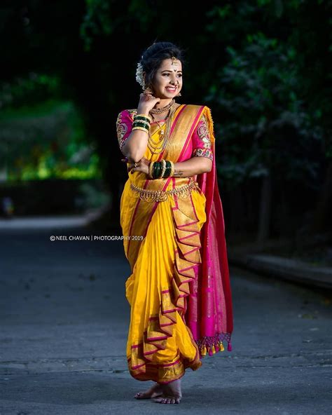 Bride Yellow Nauvari Saree For Wedding
