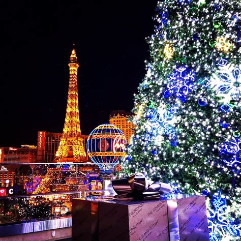 Christmas Decorations On The Las Vegas Strip R Pics