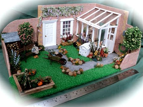 Dolls House Miniatures 124th Or Half Inch Garden Room Box 55000