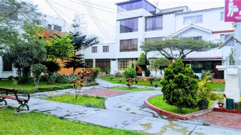 Excelente Ubicación Vendo Casa Frente A Parque Provincia De Lima