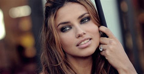 2174x1120 Adriana Lima Gorgeous Wallpapers Hd 2174x1120 Resolution