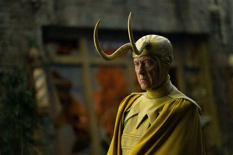 Loki Classic Loki Brought Popular Infinity War Fan Theory To Life In Episode 5
