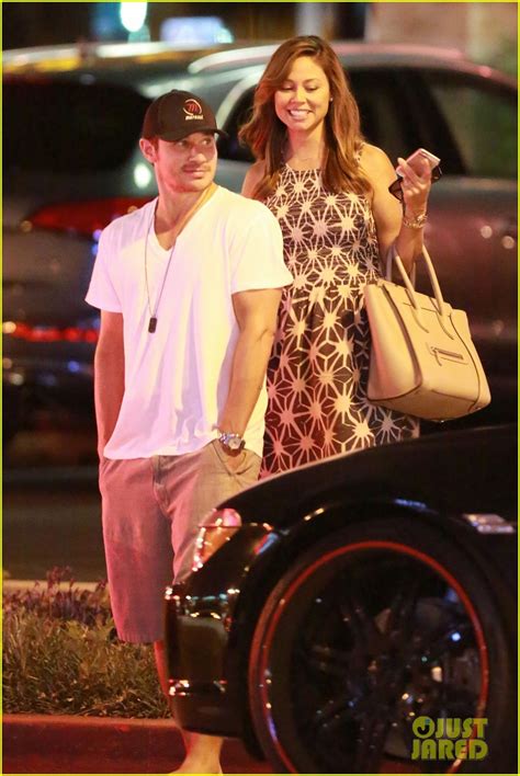Nick Lachey And Pregnant Wife Vanessa Grab Dinner At The Six Photo 3172847 Nick Lachey