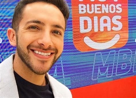 Este lunes decidió contestar a través de twitter a superdeporte, medio valenciano. Hugo Valencia y su desvinculación de TVN: "Duro, frío y ...