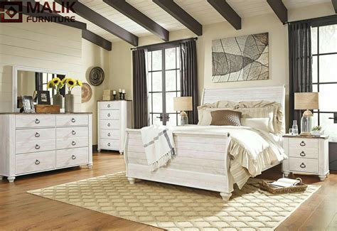 Find traditional panel or poster cortinella bedroom sets that come in both king and queen sizes. Malik Furniture | White King Bedroom Set | White King Size ...