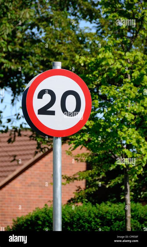 Maximum Speed Limit Hi Res Stock Photography And Images Alamy