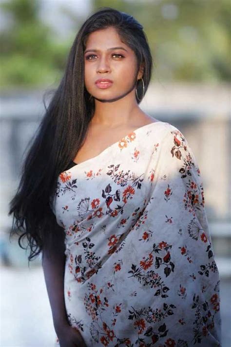 Saranya Ravichandran Actress Wiki Age Biography Movies Short Film