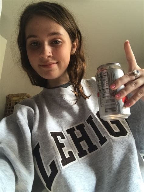 Clairo🕷 On Twitter Yes This Sweatshirt Is 4 Sizes Too Big For Me