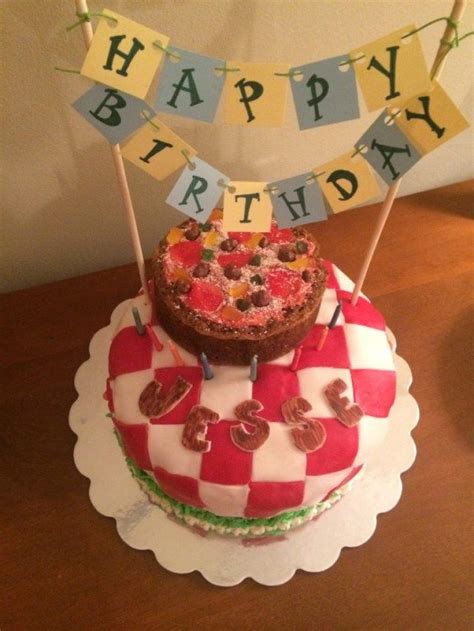 Find easy to make recipes and browse photos, reviews, tips and more. 27+ Inspired Image of Pizza Birthday Cake - entitlementtrap.com | Themed birthday cakes, Pizza ...