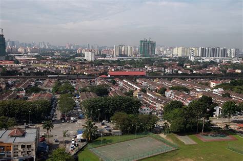 Good traffic and this property is located in an established neighbourhood. Wangsa Maju property insights on EdgeProp.my