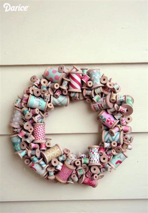 Diy Wooden Thread Spool Wreath Crafts And Ideas For Makers