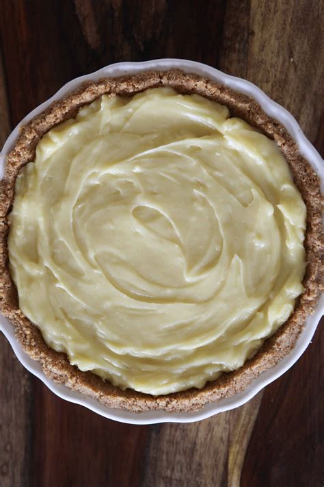 Vanilla pudding mix makes these cupcakes anything but boring. Vanilla Pudding and Pie Filling - White Apron Blog