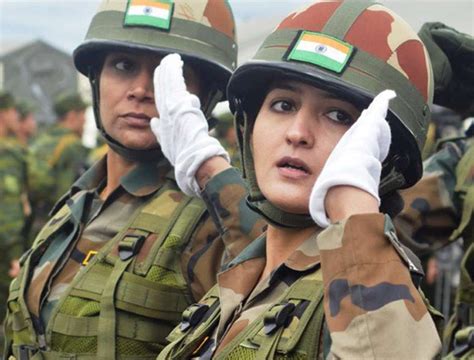 Army Opens Doors For Women In Military Police