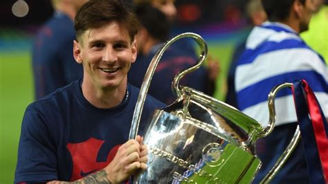 Lionel Messi Gana El Balón De Oro