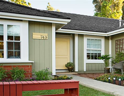 Very popular modern house with three bedrooms and two living areas. Mad for Mid-Century: Mid-Century Modern House Numbers Project