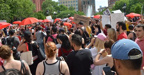 Sex Workers Rally Against Fostasesta
