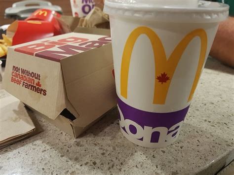 Mcdonalds Ottawa 77 Bank St Menu Prices And Restaurant Reviews