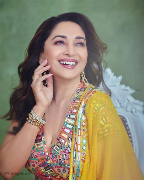 105 Madhuri Dixit Beautiful Hd Photoshoot Stills And Mobile Wallpapers Hd 1080p Png 