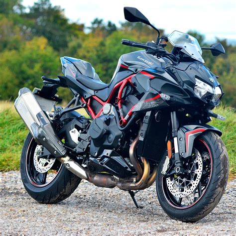 Calcula el seguro de tu moto kawasaki en 15 aseguradoras. New 2021 Kawasaki Z H2 Reviewed | BeMoto