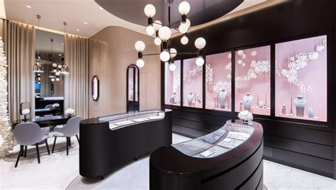 This store is permanently closed. Nirav Modi Jewellery Stores in Hong Kong - SHOPSinHK