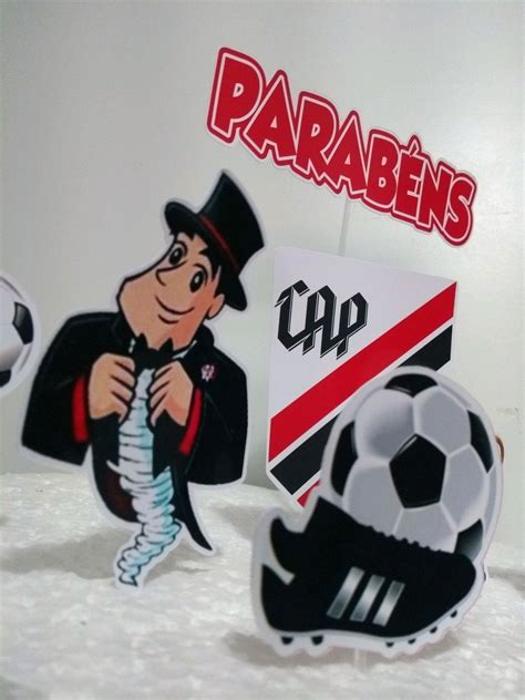 Club athletico paranaense (commonly known as athletico and formerly known as atlético paranaense) is a brazilian football team from the city of curitiba. Topo de Bolo Atlético Paranaense no Elo7 | Lu'Art ...