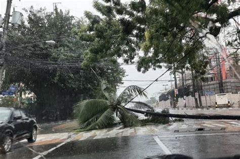 Flooding Hits Parts Of NCR Other Areas Amid Heavy Rain ABS CBN News