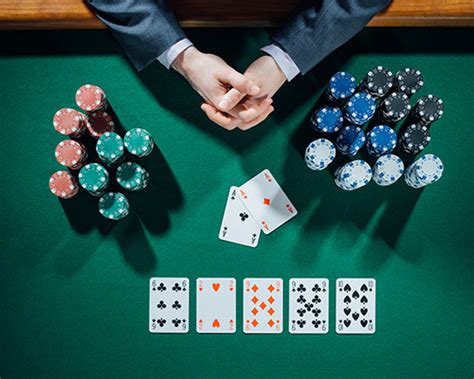 Un set de dos juegos de cartas de papel costará entre €6 y €10, en contraste con los €15 y €35 de las de plástico. Cartas de poker para principiantes reglas - casino sitios