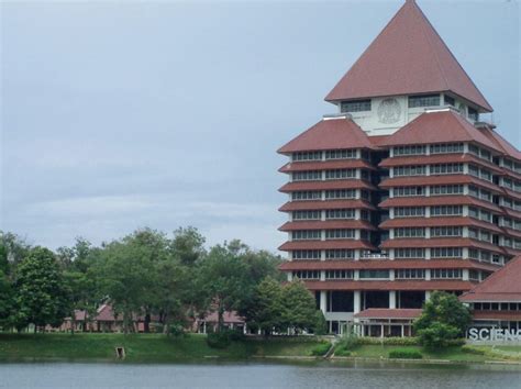 Hukum acara pidana yang harus dikuasai oleh polisi terutama hukum acara pidana yang mengatur soal penyelidikan dan penyidikan, oleh karena tugas ^ from old english lagu something laid down or fixed; Mengapa Harus Masuk KKI Hukum UI? | eSmart Private