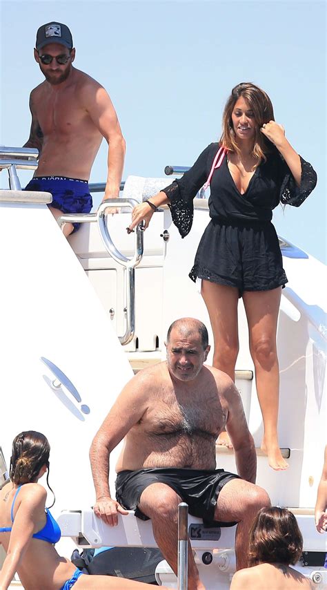 Antonella Roccuzzo On Holiday In Ibiza Gotceleb The Best Porn