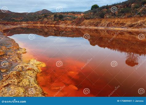 Tinto River Huelva Spain Stock Image Image Of Pigments 175809401