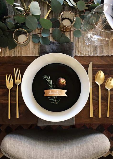 40 amazing place setting ideas to elevate your thanksgiving table modern thanksgiving