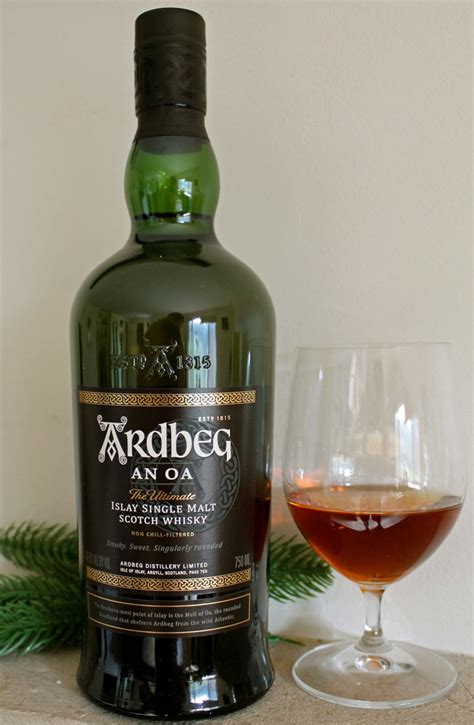 9 серебряных медалей на international wine & spirit competition в 2015 году и 4 золотые медали на irish whiskey of the year в 2016 году. Ardbeg An Oa Scotch Review | The Whiskey Reviewer