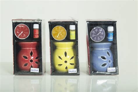 Buy Auradecor Ceramic Aroma Oil Burner With Tealight Ml Aroma Oil Gift Pack Yellow Red Blue