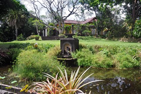 Brief Garden Of Bevis Bawa Lanka Excursions Holidays