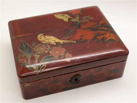 Old Japanese Lacquered Jewelry Or Trinket Box Vintage Etsy Trinket
