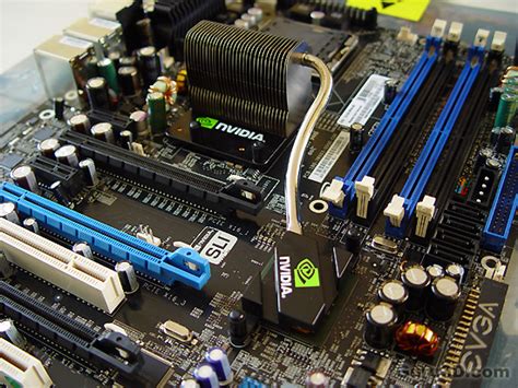 Understand and buy > nvidia nforce 680i sli motherboard > disponibile