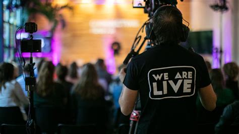 Kvk Kiest Voor We Are Live En Kumpany Event Inspiration