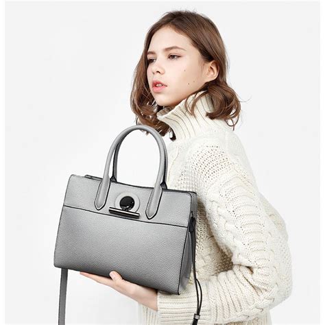 15 Incredible Womens Bags Models To Keep Looking Stylish Fashions