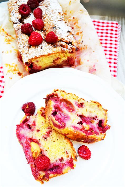 Eine himmlisch fruchtige Liaison! Himbeer-Mandel-Kuchen ...