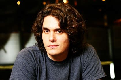 Behold, his new cut (and his pal mindy kaling!) i'm not one to make big declarative statements about hair length, but long hair just doesn't work on some men. eat, sleep, and John Mayer, This is a John Mayer long hair ...