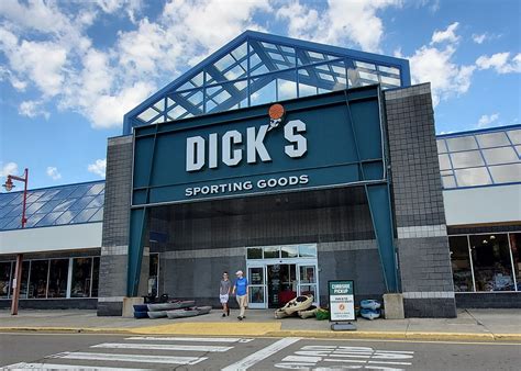 Dicks Sporting Goods 75 Years Strong And Still Growing