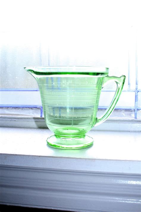 Green Depression Glass Measuring Cup 16 Oz 1930s T S Handimaid
