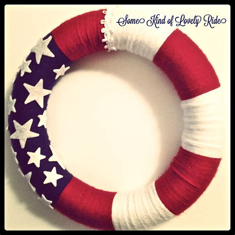Red White And Yarn Holiday Crafts Crafts Yarn Wreath