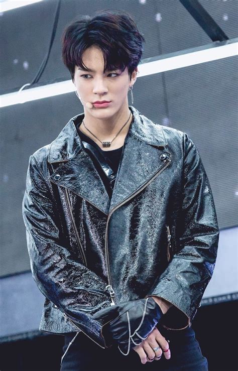 Hanya sekumpulan foto foto hd member nct dan wayv. 30+ Photos That Prove NCT Dream's Jeno Is A Whole Visual In Every Single Color Of The Rainbow ...