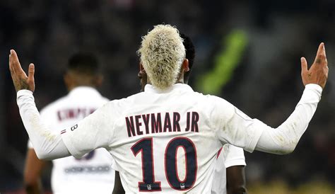 On january 18, 2021, we do so against a backdrop of great division in america. 'It Is Sensational What He Does' - Meunier Amazed by ...