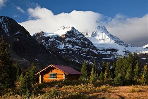 Assiniboine Cabin At Mount Assiniboine Lodge Places To Go Lodge Cabin