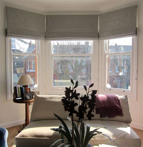 View 30 Roman Shades Bay Window Blinds And Curtains Ideas Imagesoupbox