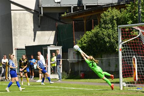 Spg Kleinmünchenbw Linz Bleibt Vorne Dabei Öfb U19 Steht Im „endspiel“ U17 Mit Erstem Sieg