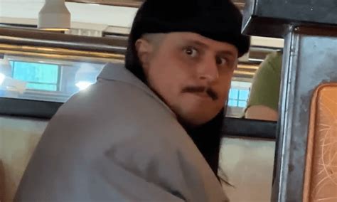 Oliver Tree in 2.7 star Chinese Buffet in LA!!! : r/h3h3productions