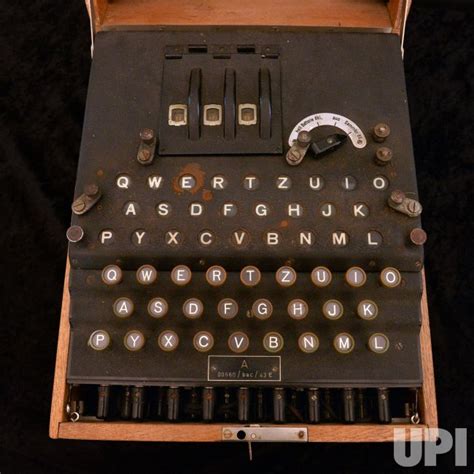 Photo Enigma Machine Used By The Nazis During Wwii To Be Auctioned